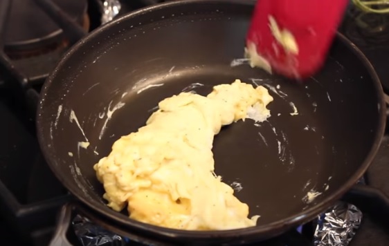 Healthy Scrambled Eggs Recipe